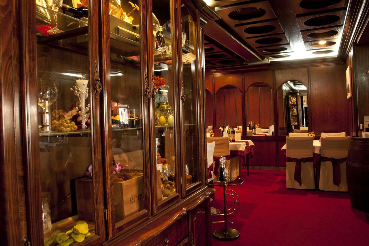 Taxi Bar Motel Bosanska Gradiska Dış mekan fotoğraf