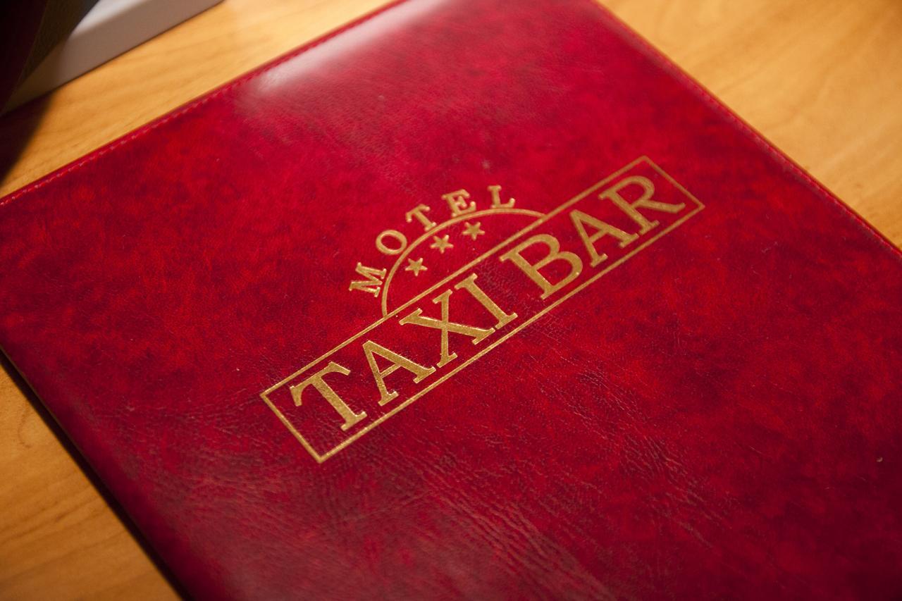 Taxi Bar Motel Bosanska Gradiska Dış mekan fotoğraf